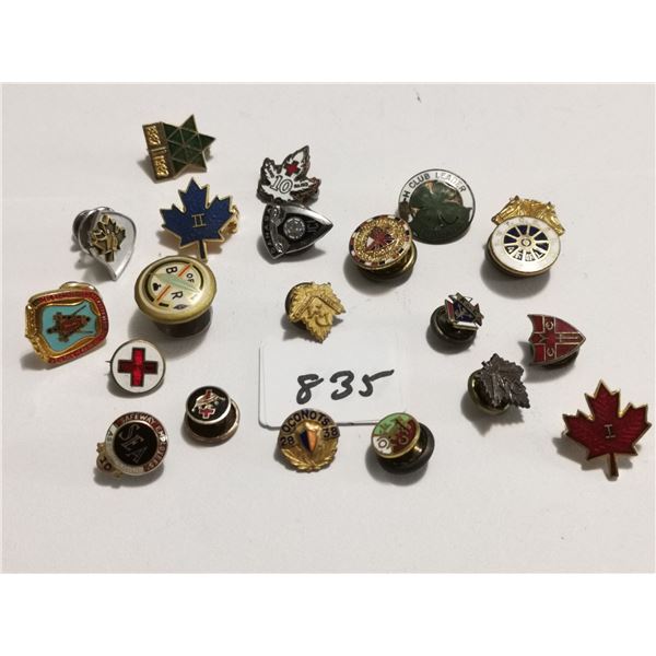 Lots of 20 Vintage Pins