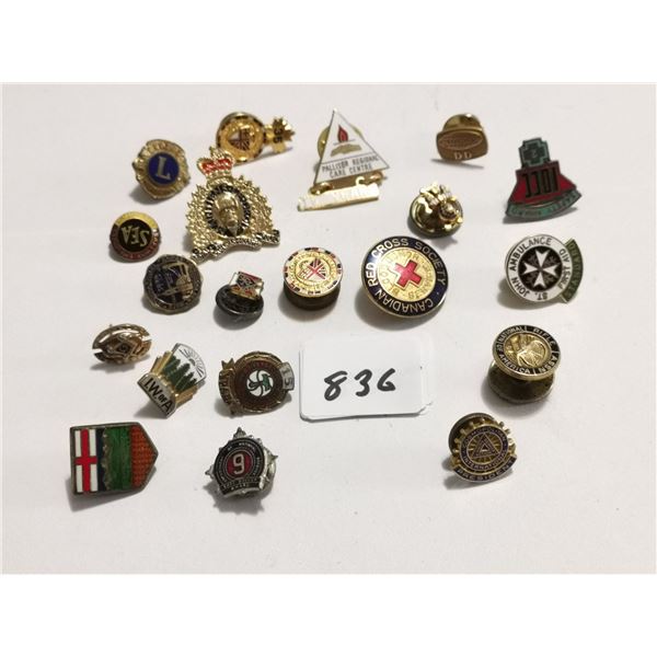 Lots of 20 Vintage Pins