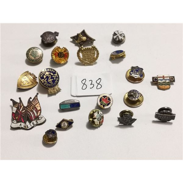 Lots of 20 Vintage Pins