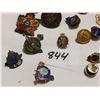 Image 5 : Vintage Army Related Pins