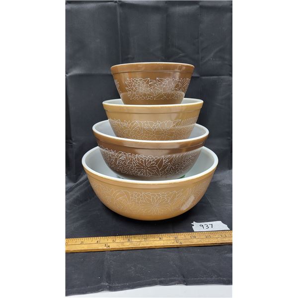 Woodland Pyrex Mixing bowl set