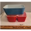 Image 1 : 2 red 501 & blue 502 pyrex lot