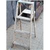 Image 2 : Small vintage  wood ladder