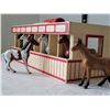 Image 4 : Melissa & Doug wooden horse stable with 7 horses.