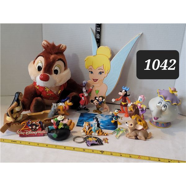 Disney collectable characters. Figurines, Plush Chipmunk, Teapot bank & keychain