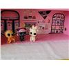 Image 4 : OMG Surprise Dolls & animals with 2 part play house. 18 Collector dolls & 3 animals.