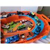 Image 4 : Hot Wheels race set with controllers,(No Cars) includes 30 plus die-cast cars.