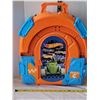 Image 5 : Hot Wheels race set with controllers,(No Cars) includes 30 plus die-cast cars.