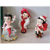 Image 2 : Betty Boop collector's Christmas group. Tin, DVD, talking ornaments.
