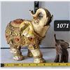 Image 1 : 2 Elephant figures. Small is hand carved.
