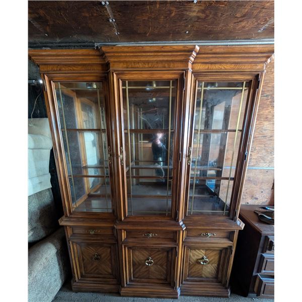 Large Glass Doors, Wood China Cabinet w/ (6) Glass Shelves, Built In lights (not Tested), Storage Sp