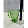 Image 2 : Vintage Hazel Atlas depression glass water pitcher (Florentine pattern)