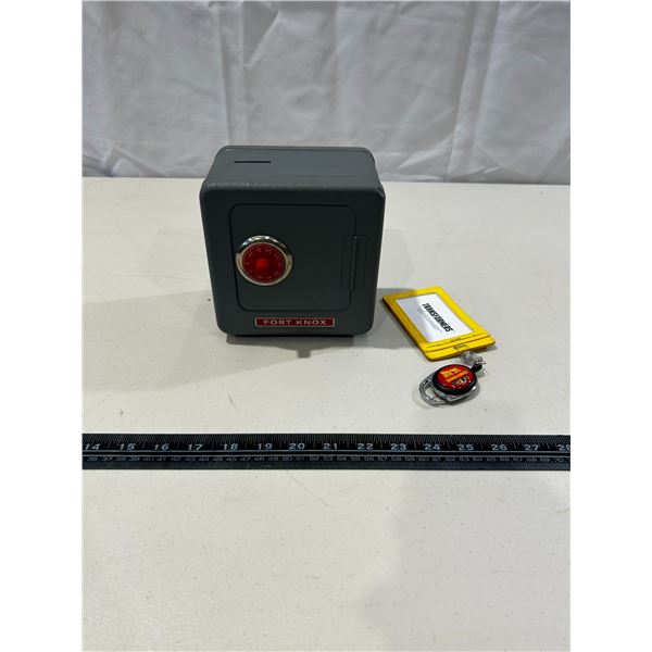 Vintage Fort Knox coin bank