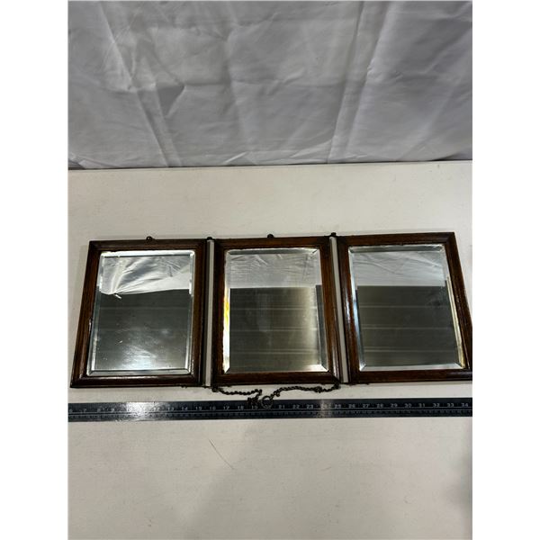 Vintage tri-fold mirror