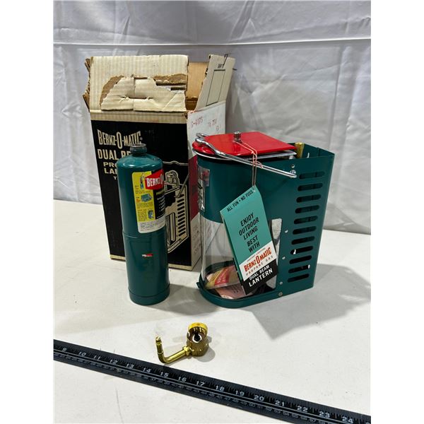 Vintage new old stock BernzOmatic lantern (complete)