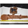 Image 1 : Leather gun holster and mini leather horse saddle
