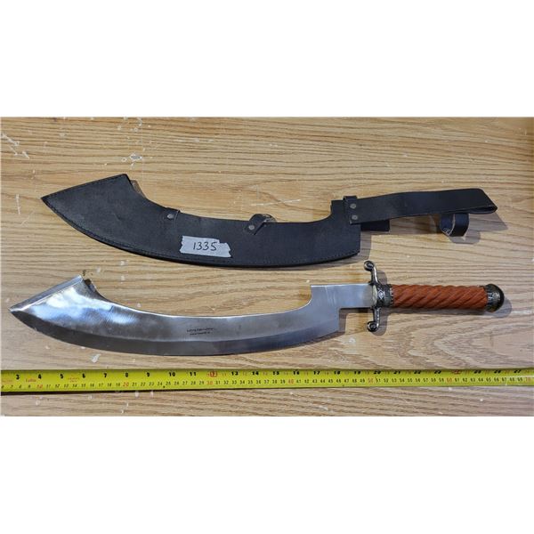 25.5 Khopesh machete with case