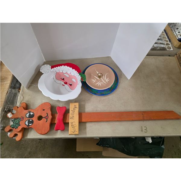 christmas lot of misc items- decorative post