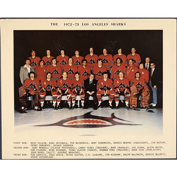 1972-73 WHA LOS ANGELES SHARKS TEAM PHOTO