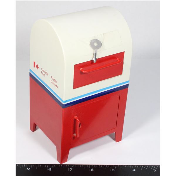 VINTAGE CANADA POST LOCKING BANK MADE IN CANADA