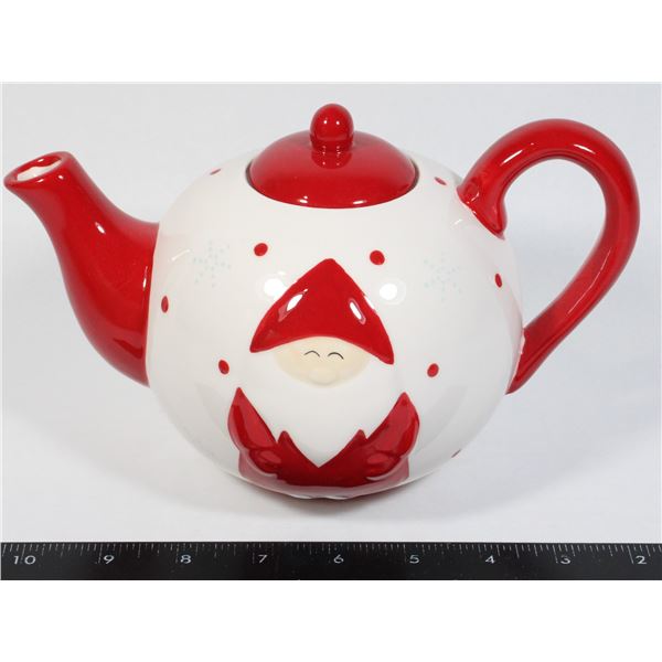 SANTA THEMED TEA POT