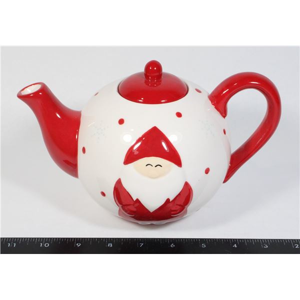 SANTA THEMED TEA POT