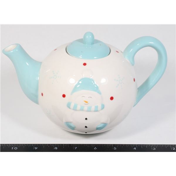 SNOWMAN THEMED TEA POT
