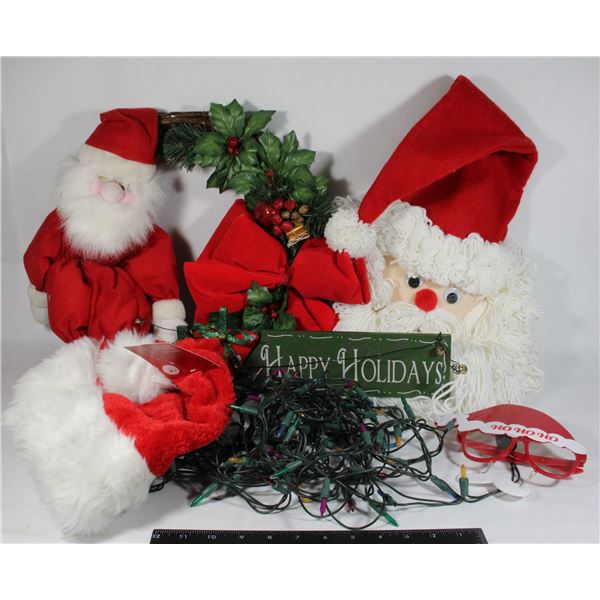 LOT OF CHRISTMAS DECOR