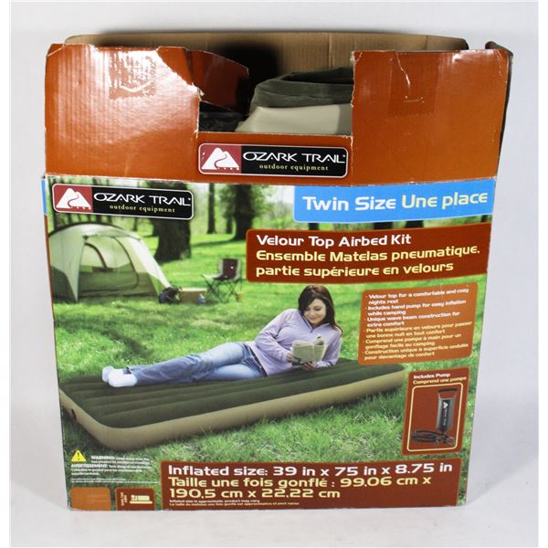 OZARK TRAIL TWIN SIZE AIR MATTRESS WITH PUMP