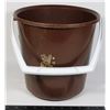 Image 1 : VINTAGE BROWN PLASTIC PAIL
