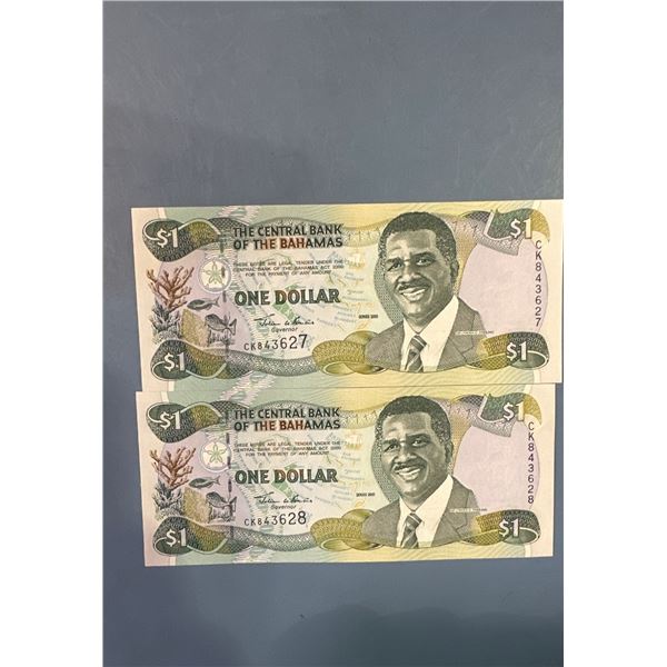 Bank of Bahamas $1 Lot of 2 banknotes