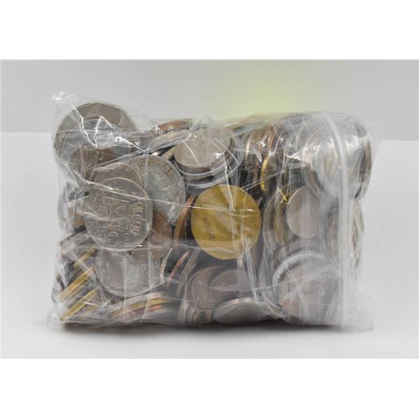 2.5 POUNDS OF VARIOUS OLD WORLD COINS IN BAG