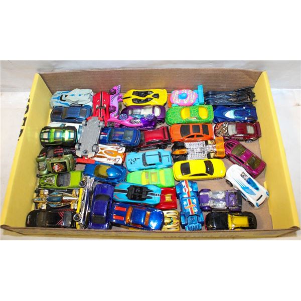 40 HOT WHEELS DIECAST CARS & TRUCKS TOYS LOT