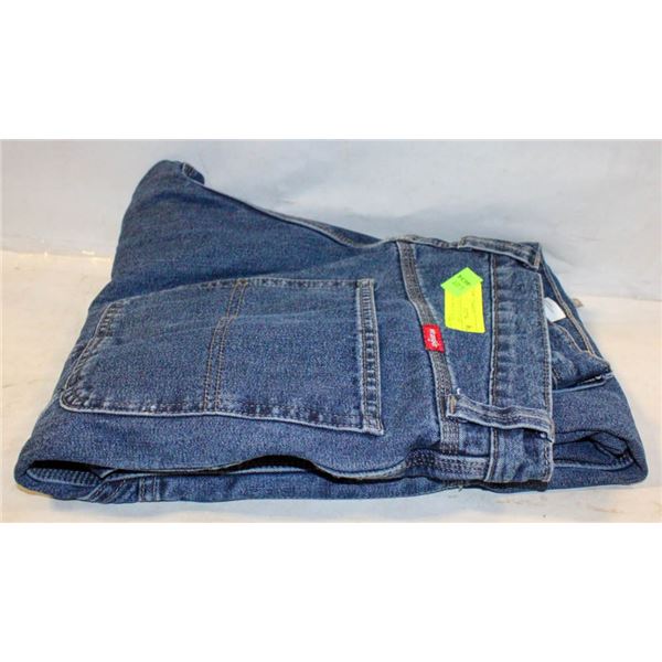 MENS 32X32 FLEECE-LINED WRANGLER BLUE JEANS