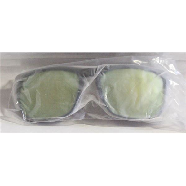 NEW QUICKSILVER SUNGLASSES