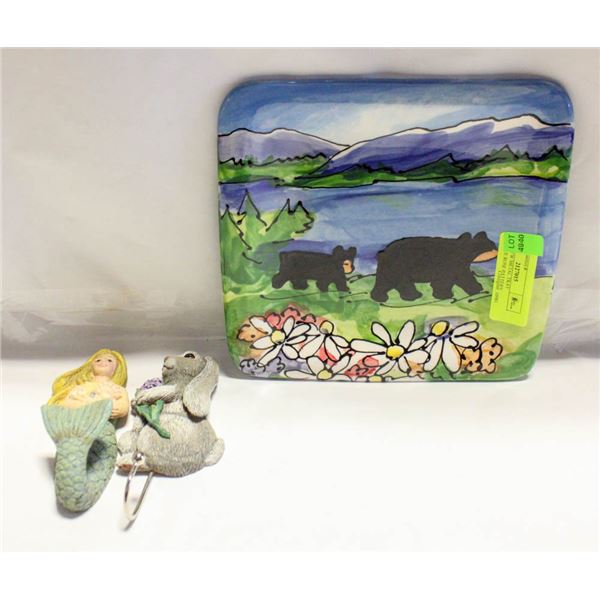 BRAND NEW METAL TRAY W/ANTIQUE ROSE PATTERN