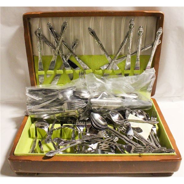 ESTATE LOT OF ROGERS SILVER IN BOX WITH EXTRA