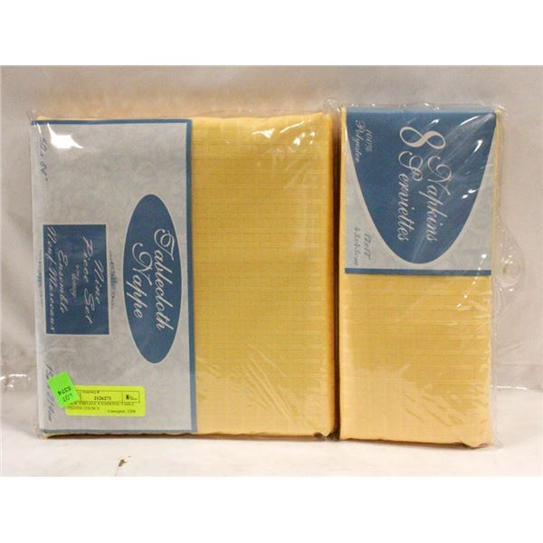 NEW VINTAGE 8 NAPKINS+TABLE CLOTH 152CM X
