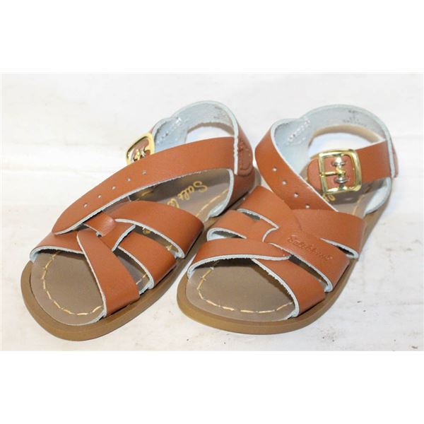 FREIGHT CLAIM: SUN-SAN SALT WATER SANDALS SZ 7