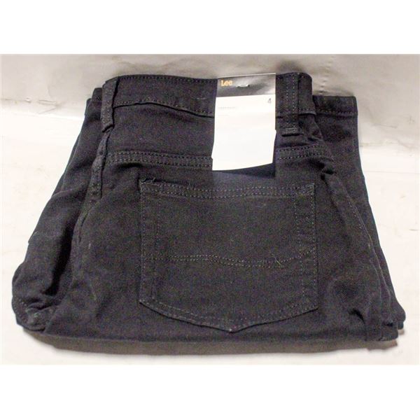 LEE RELAXED FIT MID RISE BLACK MEDIUM WOMENS SHORT