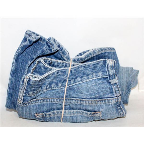 WOMEN'S EXPRESS JEANS SIZE 6
