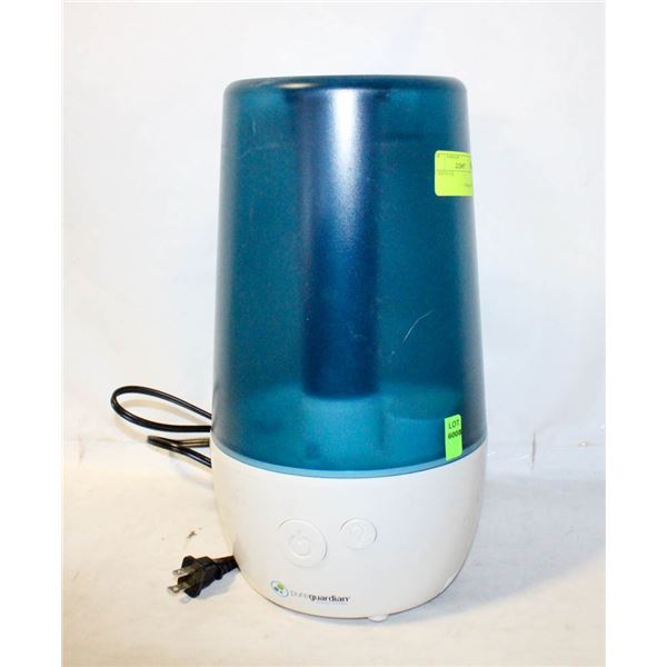 HUMIDIFIER