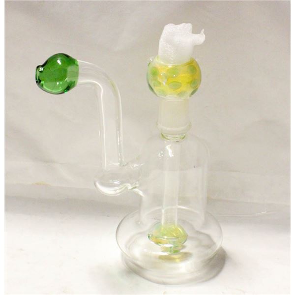 2 GLASS BONGS