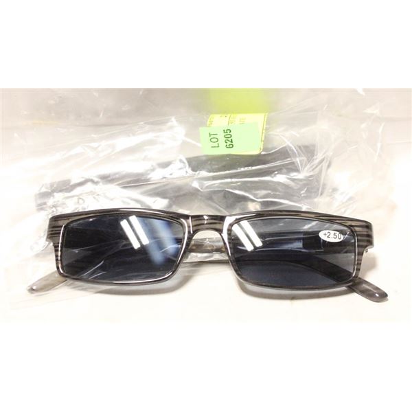 2 PAIRS 2.50 READING GLASSES NEW-ESTATE