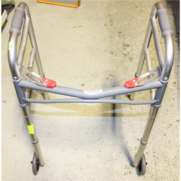 DRIVE FOLDING WALKER