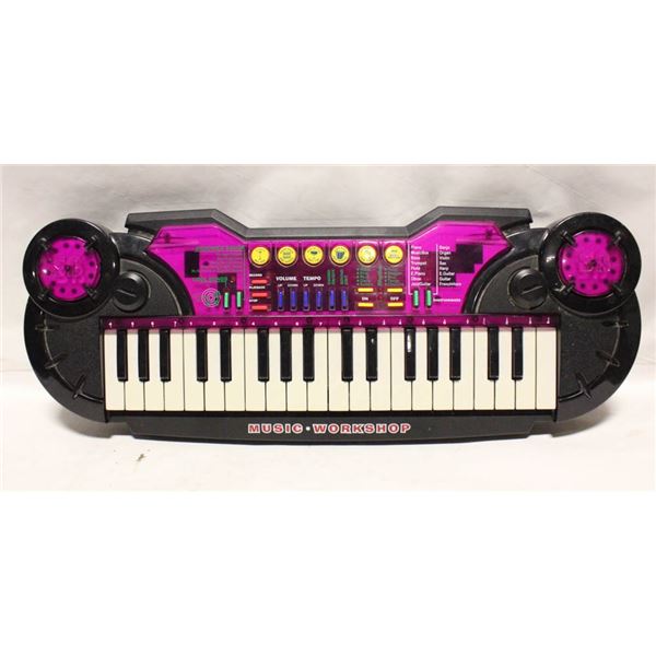 MUSIC WORKSHOP ELECTRIC KEYBOARD