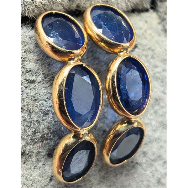 10K SAPPHIRE (2.5CT) EARRING