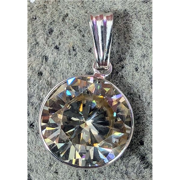 14K MOISSANITE (3.6CT) PENDANT