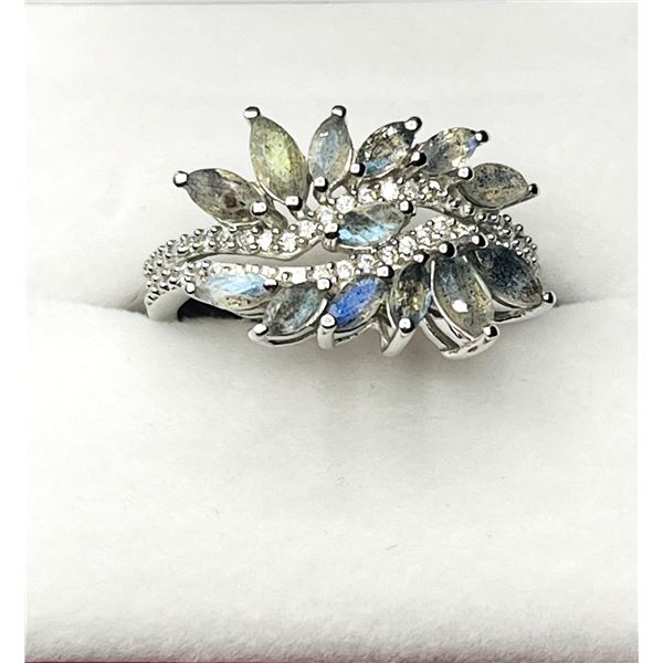 STERLING SILVER NATURAL LABRADORITES (1.5CT)