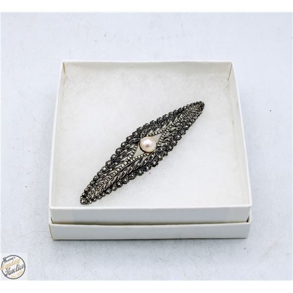 VINTAGE .925 SILVER BROOCH